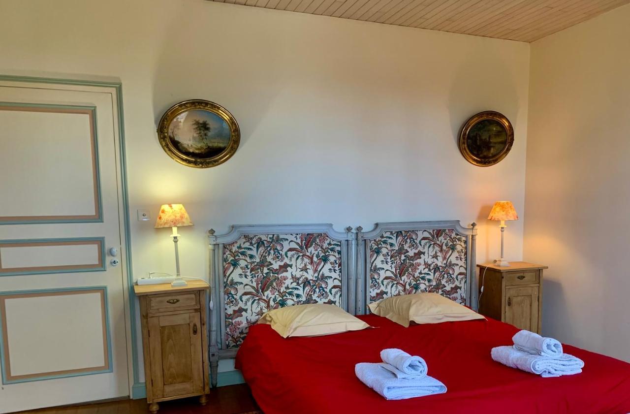 Bed and Breakfast Logis De La Touche Saint-Hilaire-des-Loges Zewnętrze zdjęcie